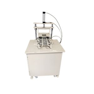 Equipo de producción respetuoso con el medio ambiente (material de grado alimenticio) Nueva condición hecha en China Máquina para hacer barras de jabón con logotipo personalizado - Product Image 5