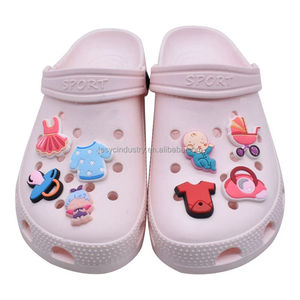 Vente en gros de breloques pour chaussures bébé garçon fille cadeaux promotionnels décoration de chaussures tétine biberon poussette lits bébé sabot breloques pour chaussures - Product Image 3