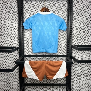 Conjunto <span class=keywords><strong>de</strong></span> Camiseta y Pantalones Cortos <span class=keywords><strong>de</strong></span> Fútbol Juvenil <span class=keywords><strong>de</strong></span> Bélgica 2425, Tela Premium, Rendimiento Optimizado, MOQ Bajo, Directo <span class=keywords><strong>de</strong></span> Fábrica - Product Image 1