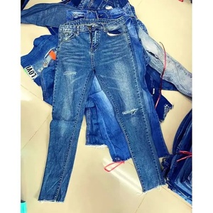 เสื้อผ้ามือสองคุณภาพดี แฟชั่นเสื้อผ้าใช้แล้วสำหรับผู้หญิงและผู้ชาย ผ้าฝ้าย ผ้าไหม แบรนด์ดัง วัสดุคุณภาพสูง พร้อมโลโก้ - Product Image 4