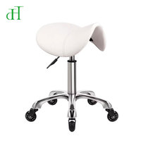 Chaise de bureau ergonomique pivotante à roulettes pour espace de travail créatif
