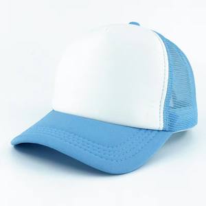 Gorra deportiva informal de verano con bordado liso con logotipo 3D personalizado, gorra de camionero de espuma para exteriores de malla, gorra de béisbol con ala curva para Unisex - Product Image 3