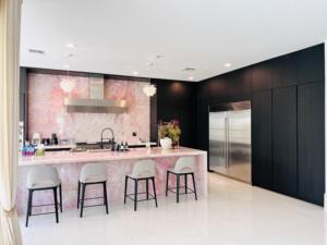 Comptoir <span class=keywords><strong>de</strong></span> cuisine et panneau mural en pierre naturelle rose exotique pour l'immobilier <span class=keywords><strong>de</strong></span> luxe - Product Image 6
