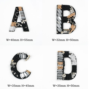 Haute qualité vêtements chapeau sacs accessoires à la main <span class=keywords><strong>Alphabet</strong></span> majuscules Appliques coudre avec perle strass cristal Patch - Product Image 2