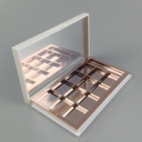 Palet Eyeshadow 8 warna persegi panjang kemasan rias dengan cermin casing Perona mata bubuk persegi kosong
