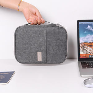 Porta Pasaportes de Viaje Shein, Gran Capacidad, Múltiples Ranuras para Tarjetas, Organizador de Documentos Impermeable, Tela Oxford, Verano 2025 - Product Image 4