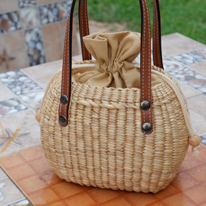 Bolso de Jacinto de Agua Hecho a Mano, Cesta Cuadrada de Paja Tejida con Asa Redonda, Bolso de Playa Ecológico de Verano para Mujer, Bolso de Compras - Product Image 1