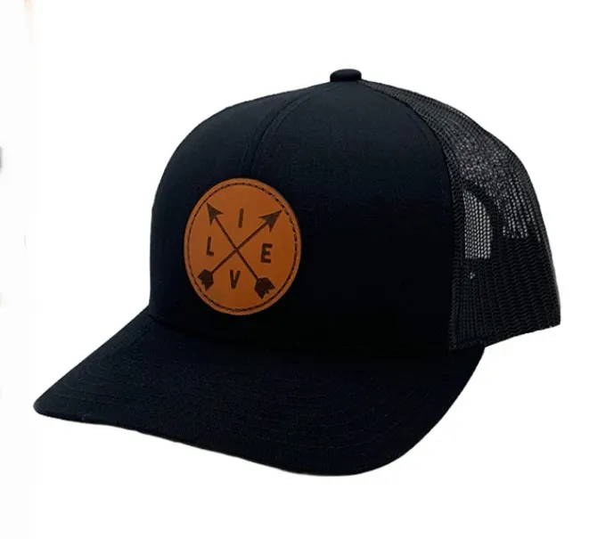 Customized Men's Curve Bill Snapback Mesh Trucker Hats With Circle Leather Patch