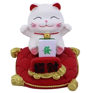 lunar new year Japanese Resin Lucky Fortune Cat Figurines Maneki Neko mobile phone stand decoration