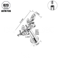 Anting-anting tusuk titanium desain daun grosir, hipoalergenik, ASTM F136 G23, perhiasan tubuh untuk tulang rawan telinga