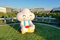 Ballon gonflable géant imperméable Snoopy, design durable et installation facile pour les décorations d'événements en plein air