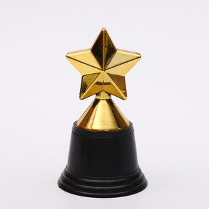 Cúp lưu niệm kinh doanh mạ vàng tùy chỉnh bán buôn hình ngôi sao bằng nhựa - Product Image 4