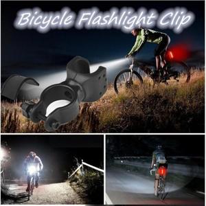 Accessoires de vélo portables <span class=keywords><strong>support</strong></span> de montage de <span class=keywords><strong>lampe</strong></span> de vélo LED Durable rotation à 360 degrés <span class=keywords><strong>support</strong></span> de <span class=keywords><strong>lampe</strong></span> de poche de vélo <span class=keywords><strong>support</strong></span> de lumière - Product Image 4