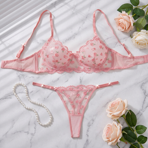 Ensemble de lingerie en dentelle brodée Rose & Cœur, soutien-gorge à armatures en maille transparente sexy et culotte string, ensemble de lingerie de style français, OEM ODM - Product Image 1