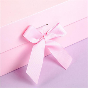 Caja de Regalo Plegable Rosa Personalizada al por Mayor, con Cierre Magnético de Lujo y Cinta - Product Image 3