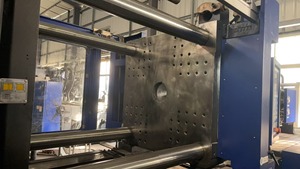 Precio más bajo haitiano China 320 toneladas de segunda mano MA3200 Servo Máquinas de moldeo por inyección de plástico Precio - Product Image 6