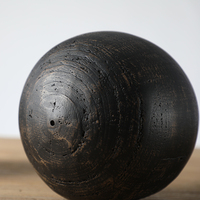 Boule artisanale faite à la main en polyrésine de résine de luxe de style nordique pour la décoration intérieure