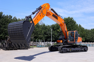 Excavatrice sur chenilles robuste de 30 tonnes, Tier 4 CE, 1,65 m³, modèle DX305HD, avec déchiqueteur de roche et grappin - Product Image 2