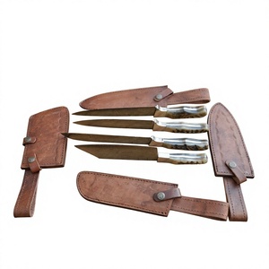 Ensemble de couteaux de cuisine en acier Damas torsadé, 4 pièces, haute qualité, dureté 59-60HRC, épaisseur de lame 3,00 mm, bord brut, manche en corne de mouton - Product Image 2