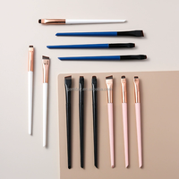 Set Kuas Makeup Profesional Ultra Tipis 3 Buah dengan Gagang Plastik, Bulu Sintetis, untuk Blush, Lip Liner, Eyeliner, dan Concealer