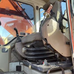 รถขุดตีนตะขาบ Doosan DX225LC มือสอง ปี 2022 ชั่วโมงการใช้งานน้อย นำเข้าจากเกาหลีแท้ ได้รับการรับรองมาตรฐาน CE/EPA - Product Image 2