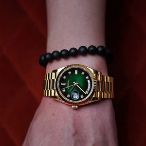 Montre de plongée de luxe personnalisée avec logo, 37 mm, cadran en cristal saphir, mouvement automatique mécanique 3235, résistance à l'eau 50 bars - Product Image 6