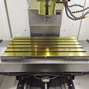 Yijin VMC1160 CNC-freesmachine, gemaakt in China, uitstekende kwaliteit, betaalbare prijs, 4-assige freesmachine - Product Image 5