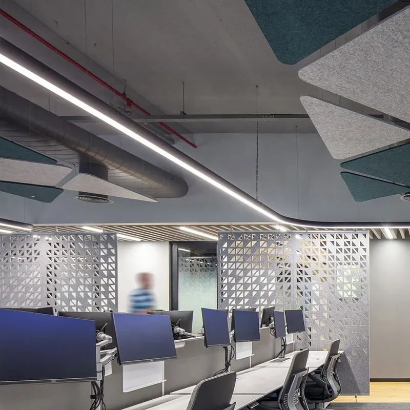 사무실 창고를 위한 알루미늄 5000Lm 밝은 여기저기 천장 중단된 펀던트 Linkable Led 고정편 선형 빛