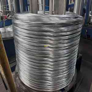 Alambre de Acero Galvanizado al por Mayor 0.7mm 0.8mm 1.8mm 1.9mm, Alambre de Hierro Galvanizado (GI) para Malla de Cerca y Colgadores - Product Image 1