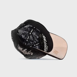 Gorras Personalizadas Sombrero G5 INNEDIT Gorra de Béisbol de 5 Paneles de Gamuza con Bordado Floral a Mano - Product Image 4