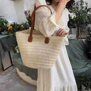 Bolso de Mano de Playa Portátil de Moda con una Sola Rayas Vintage, Tejido a Mano con Paja de Papel Ecológica para Mujer, Nuevo en 2025 - Product Image 4