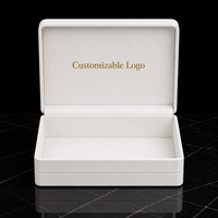 Boîte cadeau rigide blanche personnalisée pour bijoux, avec insert en mousse découpé en forme de cœur, emballage en carton pour colliers de couple