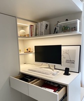 Petit appartement, lit mezzanine pour petite chambre, doublez l'espace, armoire, bureau, lit, mobilier de chambre parfaitement conçu