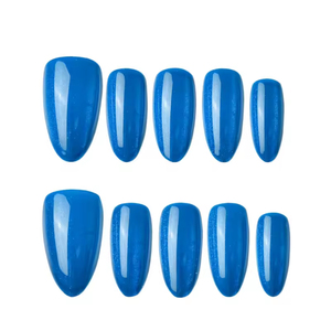 Venta al por Mayor de 30 Uñas Postizas de Color Azul Gema, Hechas a Máquina, Reutilizables, con Empaque Personalizado con Logotipo - Product Image 1