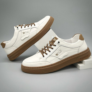 Nouvelles baskets blanches à semelle souple, respirantes, polyvalentes et tendance de style coréen pour un usage décontracté, version homme - Product Image 4