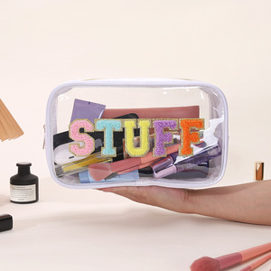 2025 Offre Spéciale LOGO personnalisé étanche PVC Transparent maquillage sacs à cosmétiques avec des patchs de broderie colorés Logo pour les femmes - Product Image 4