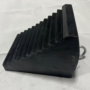 Fermo Ruota in Gomma GT11R per Auto, Casa, <span class=keywords><strong>Garage</strong></span> - Attrezzatura per Parcheggio che Previene lo Scivolamento con Cuneo di Parcheggio - Product Image 5