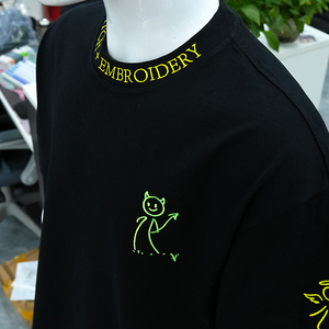 เสื้อยืดโอเวอร์ไซส์ปักโลโก้แบบกำหนดเอง ปักลาย 3 มิติ ผ้าฝ้าย 100% ระบายอากาศได้ดี ไม่เป็นขุย สวมใส่สบายสำหรับผู้ชาย - Product Image 3