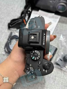 Appareil photo numérique reflex HFT professionnel A7R <span class=keywords><strong>III</strong></span> Alpha <span class=keywords><strong>7R</strong></span> <span class=keywords><strong>III</strong></span> avec objectif plein format, vidéo 4K UHD, capteur CMOS et carte SD – Prix de gros - Product Image 4