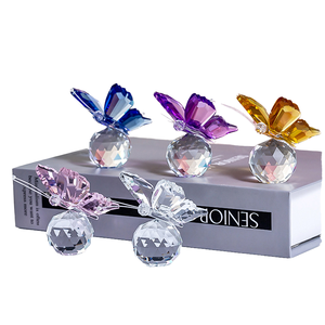 بيع بالجملة زخرفة فراشة كريستال ملونة أخرى هدية الزفاف - Product Image 3