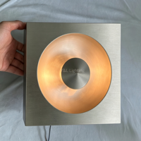 Lampu Dinding Modern Persegi dengan Bodi & Kap Lampu Aluminium Brushed, Lampu Dinding Dekoratif untuk Koridor Hotel, Dinding Latar Belakang Villa