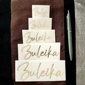 Autocollants personnalisés avec nom brillant, étiquettes nominatives sur mesure, effet feuille d'or - Product Image 4