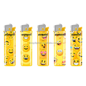 Accendino EMO 2026 con Faccina Sorridente, Accendino Decorativo con Certificazione EN13869 ISO9994 - Product Image 1