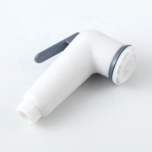 Пластиковый недорогой портативный распылитель для биде - Product Image 2