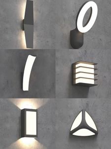 Lámpara de pared moderna de estilo simple con forma de piano - Product Image 4