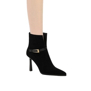 Bottines pour femmes, style western formel, en similicuir gaufré croco, à bout pointu, talon aiguille, avec fermeture éclair latérale, rehaussantes - Product Image 3
