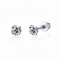 Boucles d'oreilles à tige en alliage de titane avec moissanite à 4 griffes à dos plat, bijoux de piercing pour cartilage pour la cicatrisation de l'oreille