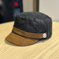 Gorra ecuestre de mezclilla para mujer, estilo vintage, con visera suave y ajuste cómodo para equitación, actividades al aire libre y uso diario.