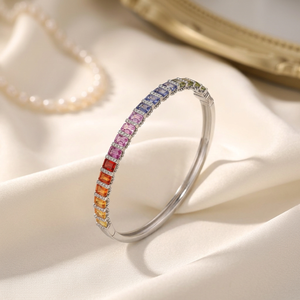 Bracelet fin élégant pour femme Jenime en argent sterling 925 micro-pavé de saphirs, demi-cercle, rangée unique, design classique et simple - Product Image 3