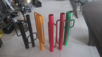 Aplicador manual de postes de acero rojo a medida con mango para cercas y postes tipo T